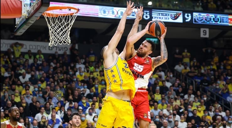 מייק ג'יימס מול אנטה ז'יז'יץ' (איציק בלניצקי) מייק ג'יימס מול אנטה ז'יז'יץ'