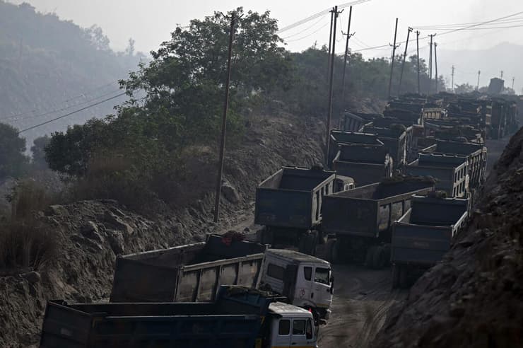 הובלת פחם בהודו