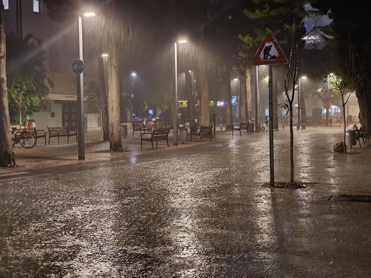 גשם בתל אביב