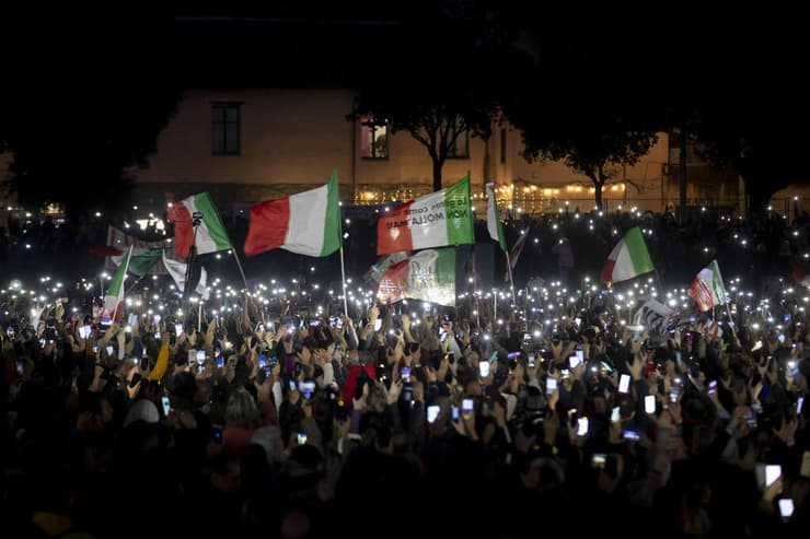 מחאה באיטליה נגד התו הירוק