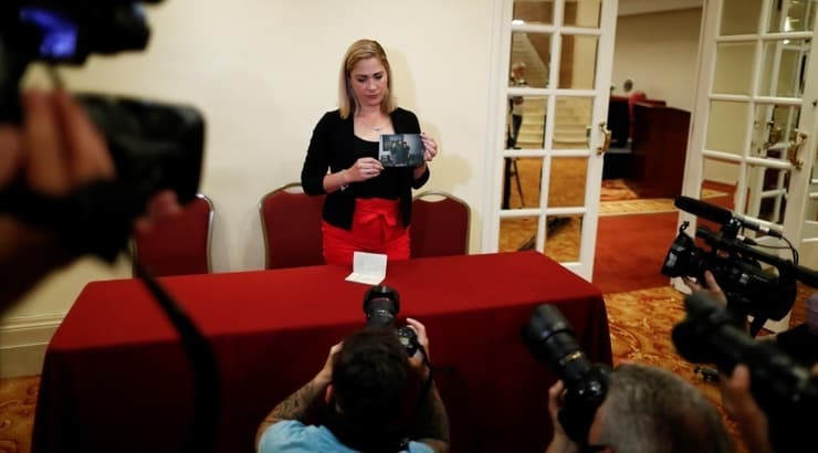 אלבארס מעידה נגד מראדונה (רויטרס) אלבארס מעידה נגד מראדונה