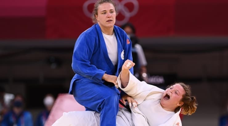 רז הרשקו חוגגת