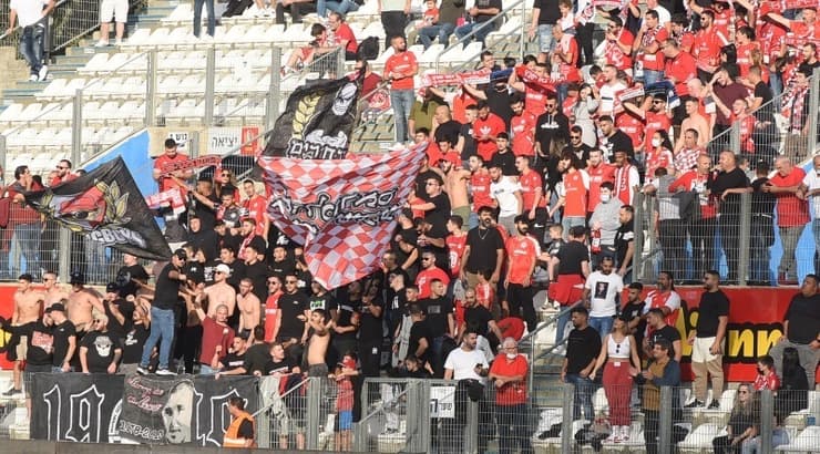 אוהדי הפועל ב"ש (ניסן עייש) אוהדי הפועל ב"ש