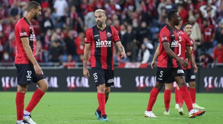 והבה, קפילוטו ואנתוני אחרי שער היתרון של הצהובים (עמרי שטיין) והבה, קפילוטו ואנתוני אחרי שער היתרון של הצהובים