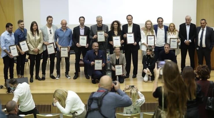 הספורטאים עם תעודות ההוקרה