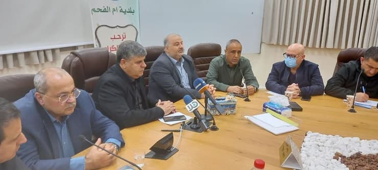 מסיבת עיתונאים בעיריית אום אל פחם בעקבות אירוע הדריסה בעיר