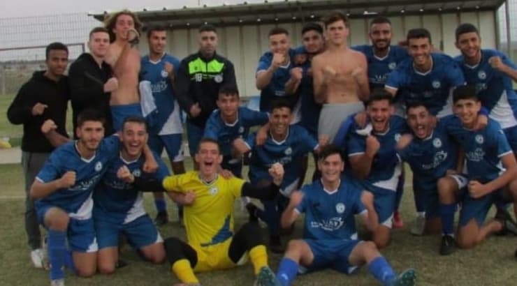 עירוני טבריה אחרי הניצחון בערערה - ארצית צפון (באדיבות המועדון) עירוני טבריה אחרי הניצחון בערערה - ארצית צפון