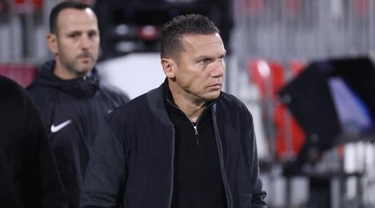 ברק בכר (עמרי שטיין) ברק בכר