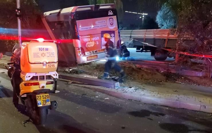 זירת תאונת הדרכים בתל אביב
