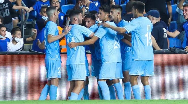 שחקני בית"ר ת"א/בת ים חוגגים (שחר גרוס) שחקני בית"ר ת"א/בת ים חוגגים