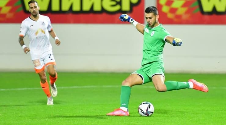 עומר ניראון (חגי מיכאלי) עומר ניראון