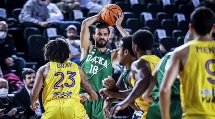 דוגוש אוזדמירוגלו מול סטיבן גריי