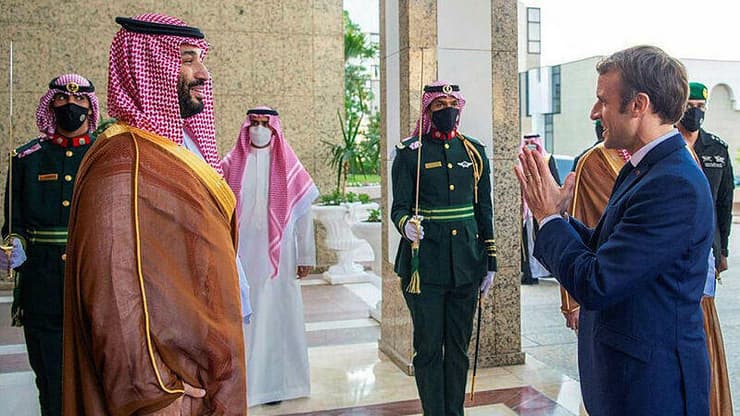 נשיא צרפת עמנואל מקרון ביקור סעודיה יורש העצר מוחמד בן סלמאן