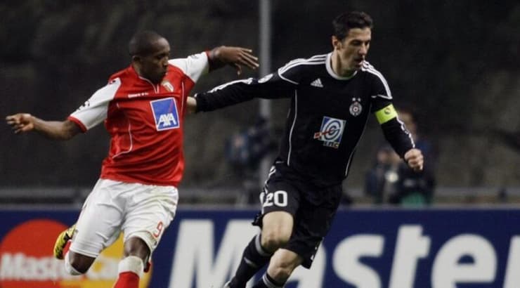 מלאדן קרסטאיץ' כשחקן במדי פרטיזן בלגרד