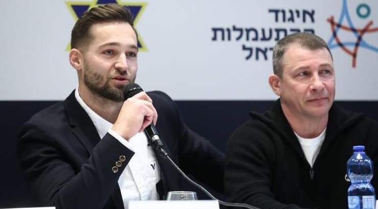 אלכס שטילוב וסרגיי ויסבורג (רדאד ג'בארה) אלכס שטילוב וסרגיי ויסבורג