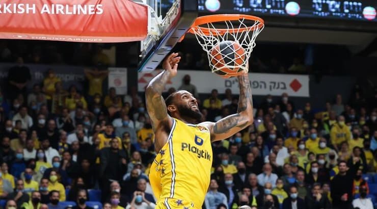 דריק וויליאמס מטביע (איציק בלניצקי) דריק וויליאמס מטביע