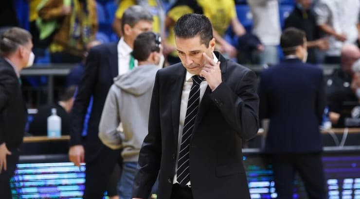 יאניס ספרופולוס (איציק בלניצקי) יאניס ספרופולוס