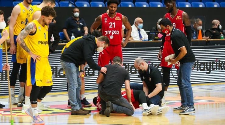 סכנת המדבקות. יהיה פתרון?