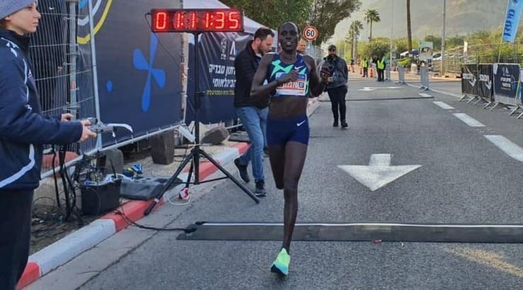 לונה צ'מטאי סלפטר