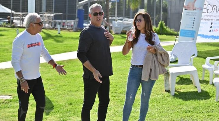 מיכל צפיר, יואב צפיר ואושיק לוי (ראובן שוורץ) מיכל צפיר, יואב צפיר ואושיק לוי