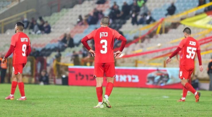 שחקני מ.ס אשדוד מאוכזבים (שחר גרוס) שחקני מ.ס אשדוד מאוכזבים