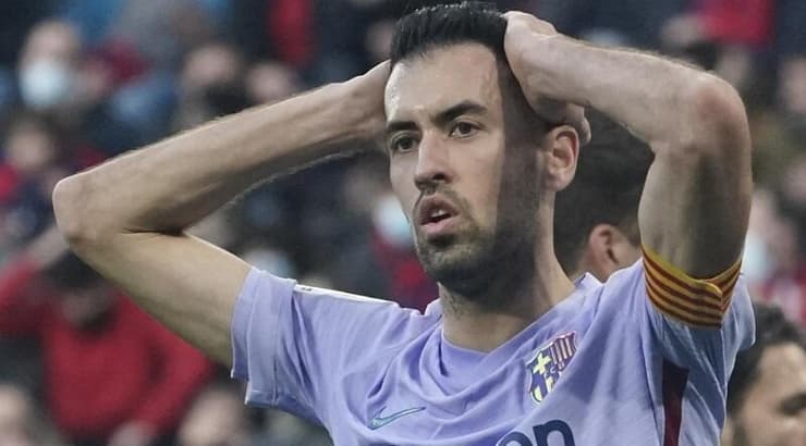 סרחיו בוסקטס תופס את הראש (La Liga) סרחיו בוסקטס תופס את הראש