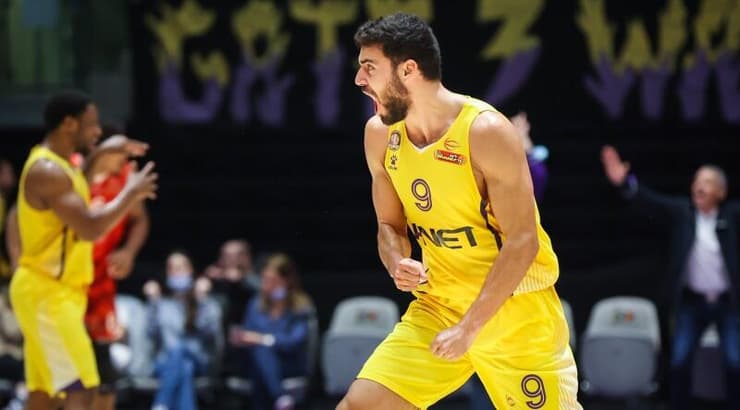 רפי מנקו חוגג (איציק בלניצקי) רפי מנקו חוגג