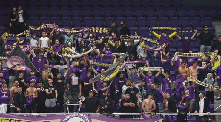 אוהדי הפועל חולון (איציק בלניצקי) אוהדי הפועל חולון