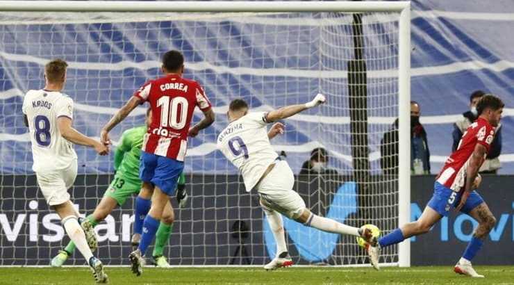 קארים בנזמה כובש (רויטרס) קארים בנזמה כובש