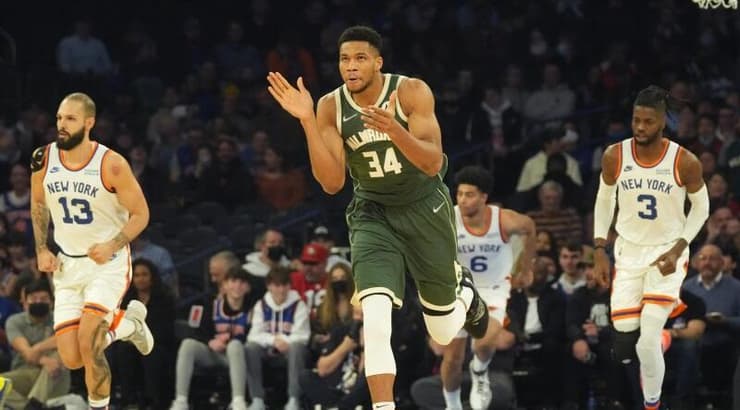 יאניס אנטטוקומפו