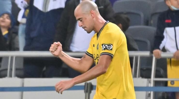 טל בן חיים חוגג