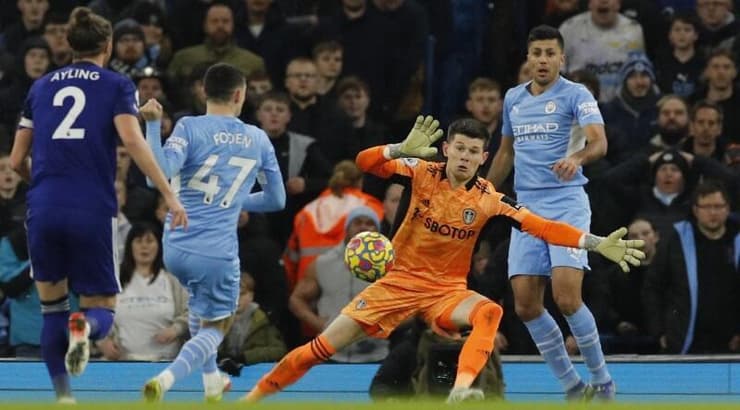 פיל פודן כובש (רויטרס) פיל פודן כובש