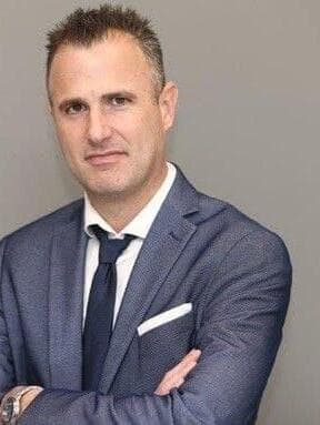 עו"ד ניר יסלוביץ