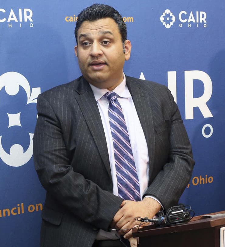 ארה"ב רומין איקבאל ראש שלוחת אוהיו של המועצה ליחסים אמריקניים מוסלמיים התגלה כ חפרפרת