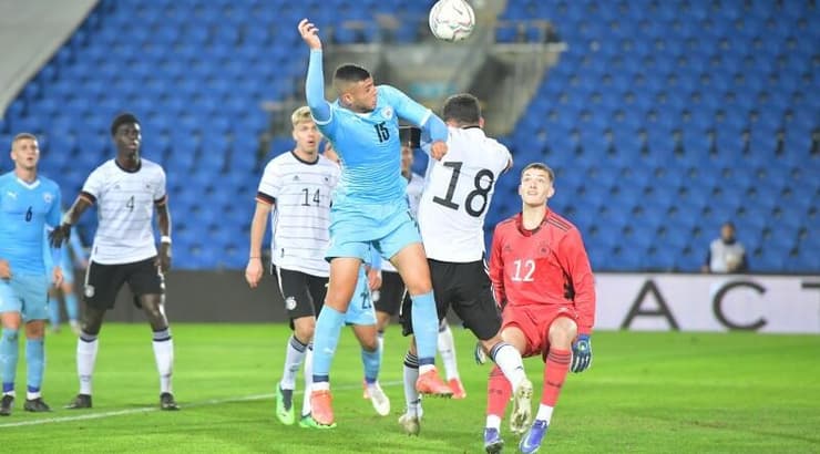 מאור ישילימרק במאבק (חגי מיכאלי) מאור ישילימרק במאבק