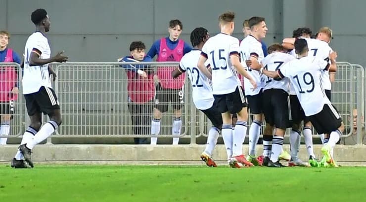 שחקני נבחרת גרמניה חוגגים (חגי מיכאלי) שחקני נבחרת גרמניה חוגגים