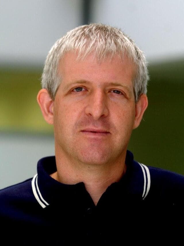 עדי וולפסון