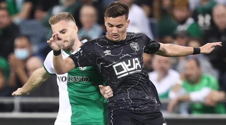 ירדן שועה במאבק עם בוגדן פלאניץ' (רדאד ג'בארה) ירדן שועה במאבק עם בוגדן פלאניץ'