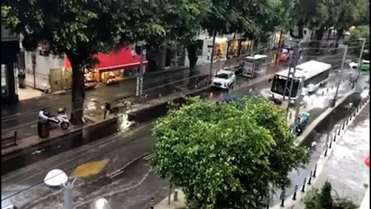 גשם בדיזנגוף בסופת כרמל 