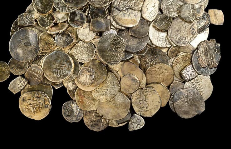 אוצר מטבעות מהתקופה הממלוכית ובו מטבעות חתוכים