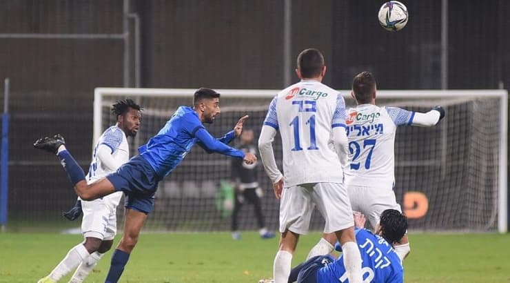 ירוסלב מיהליק וארד בר (ניסן עייש) ירוסלב מיהליק וארד בר