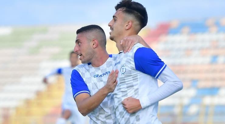 אור רויזמן ואייל חן חוגגים (חגי מיכאלי) אור רויזמן ואייל חן חוגגים