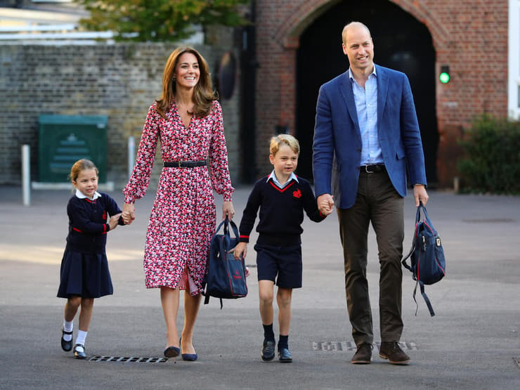 קייט מידלטון עם הנסיכה שרלוט, הנסיך ג'ורג' והנסיך וויליאם, ספטמבר 2019