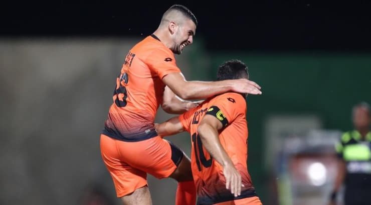 דודו ביטון וקובי מור חוגגים (רדאד ג'בארה) דודו ביטון וקובי מור חוגגים