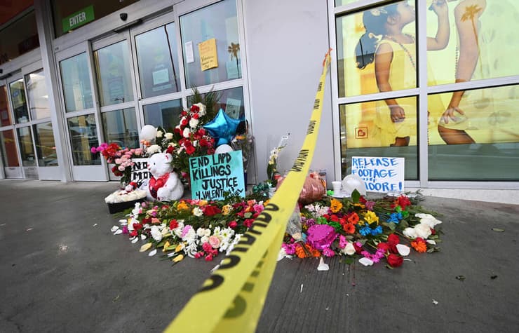 ארה"ב לוס אנג'לס ולנטינה אורלנה פרלטה בת 14 נהרגה מעבר לקיר חנות בגדים שוטרים ירו ב חשוד