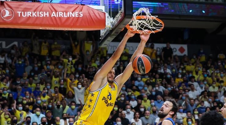 אנטה ז'יזי'ץ' מטביע