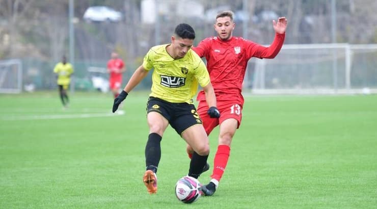 ליאל דרעי מקדים את פידל זבידאת (חגי מיכאלי) ליאל דרעי מקדים את פידל זבידאת