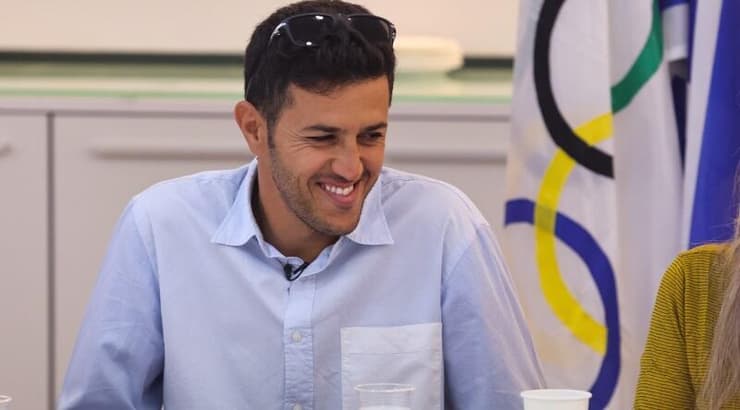 שחר צוברי (שחר גרוס) שחר צוברי