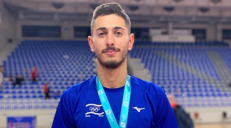 נמרוד קרביצקי אחרי הזכייה במדליה