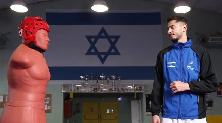 לא חושש מאף יריב